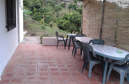 Nerja House | Charming country house with private garden