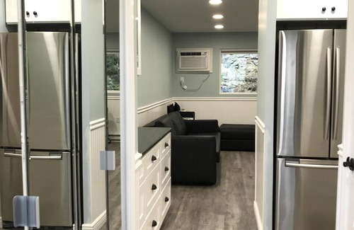 Cape Neddick Apartment | Charming, cozy, tranquil 1st floor condo - 5 minutes to Perkins Cove