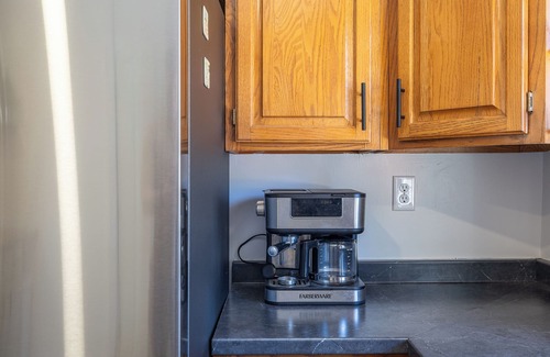 Custer House | Charming Custer Pines with Hot Tub & Pet Friendly