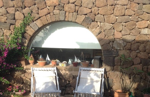 Pantelleria House | Charming dammuso with spectacular sunsets on Africa