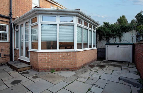Nottingham House | Charming Deluxe 5 Bedroom House In Nottingham