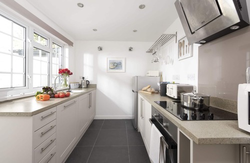 Helford Passage Apartment | Charming, detached cottage located in a pretty fishing village