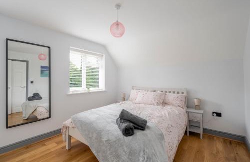 Ashbocking House | Charming Detached House in Quiet Suffolk Village