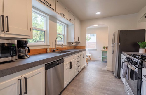 Downtown House | Charming downtown home by bike trail + river + coffee!