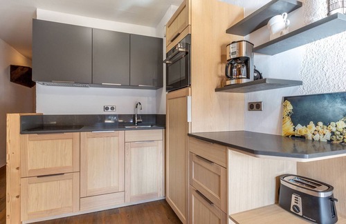 Meribel-Mottaret Apartment | Charming duplex 8 pers. ski-in/ski-out in Méribel Mottaret, balcony, equipped kitchen, pets allowed