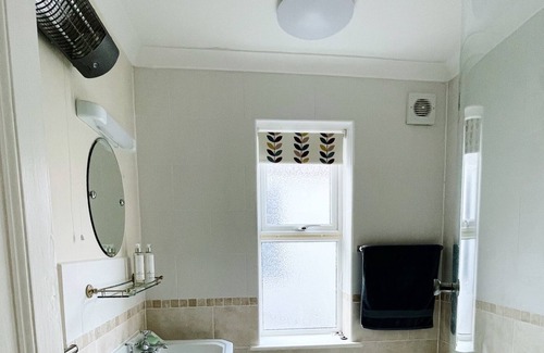 Gorleston-on-Sea House | Charming Edwardian seaside house 3 minutes walk from the beach