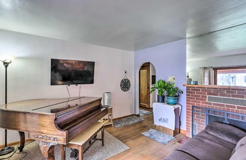 Elyria House | Charming Elyria Home By Hiking Trail and Lake!
