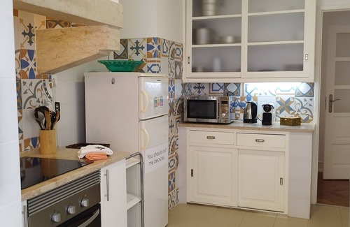 Sao Jorge de Arroios Apartment | Charming Family Apartment II