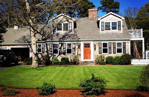 South Chatham House | Charming Family Cape, Impeccably Landscaped With Water Views Near The Beach!