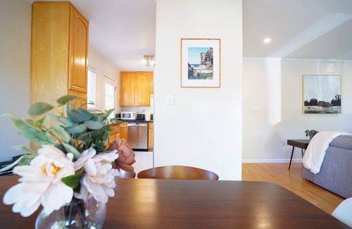 Barron Park House | Charming Family Friendly 4BR - 7 Min to Stanford
