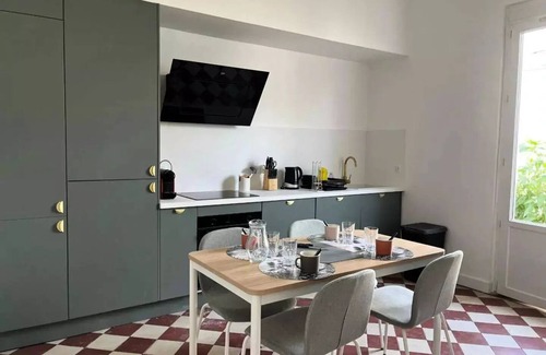 Cote Landaise Villa | Charming family home with garden, a stone's throw from Joigny beach