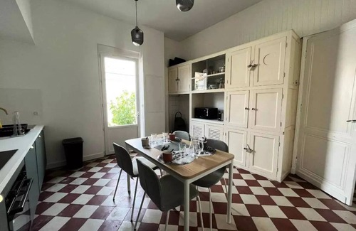 Cote Landaise Villa | Charming family home with garden, a stone's throw from Joigny beach