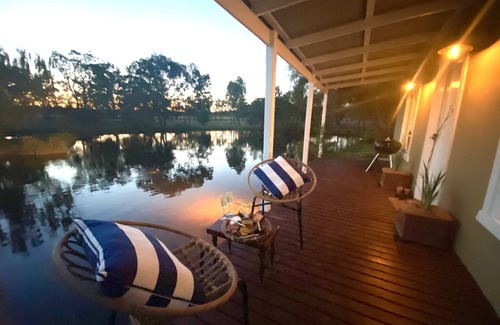 Dubbo Cottage | Charming farm cottage close to Dubbo