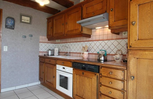 Folligny Cottage | Charming Farmhouse: Fireplace, Garden, Wi-Fi, Family Friendly, Pet Friendly