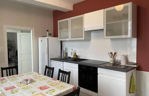 Taxat-Senat Cottage | Charming farmhouse with terrace and large garden near Vichy