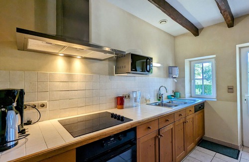 Sarzay Cottage | Charming Farmhouse in Berry: Garden, Bikes, Hiking & Historical Sights