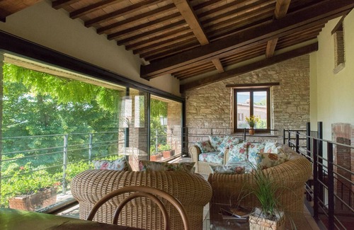 Coldellanoce House | CHARMING FARMHOUSE IN THE MARCHIGIAN HILLS