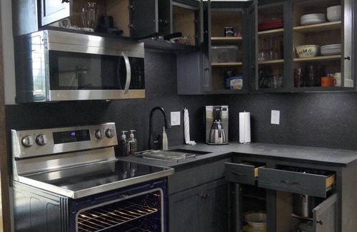 Florence Other | Charming Farmhouse studio ! Packed with modern amenities with all the charm!