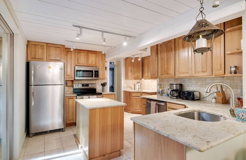 Pocono Pines Other | Charming Farmhouse in Lake Naomi