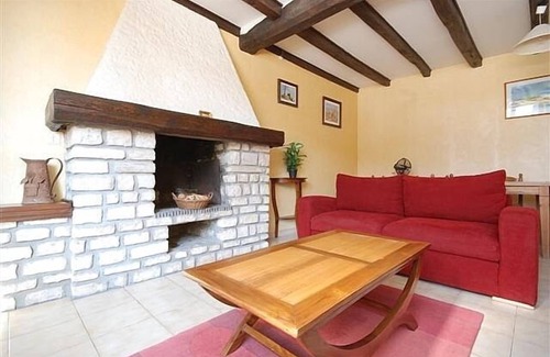 Fouqueure Other | Charming Farmhouse With Pool And Play-barn great for Families