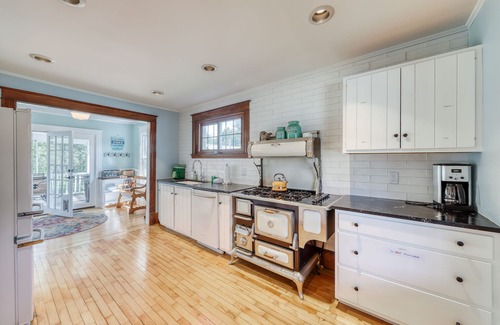 South Hero House | Charming Farmhouse with Porch, Covered Deck, and Large Lawn - Dogs Welcome