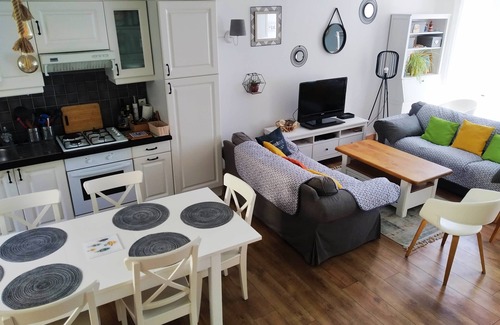 Plerin House | Charming fisherman's cottage on the port