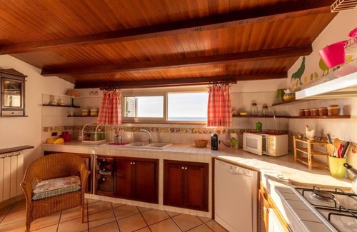 Marchesana Apartment | Charming flat in Marchesana with terrace