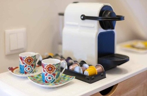 Merces Apartment | Charming Flat with A/C & Terrace in Príncipe Real