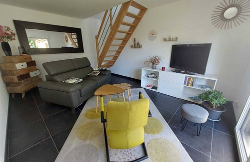 Les Alleuds House | Charming, quiet house with garden