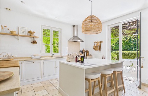 Maussane House | Charming Village House with Pool in Maussane - Walk to Shops & Sites