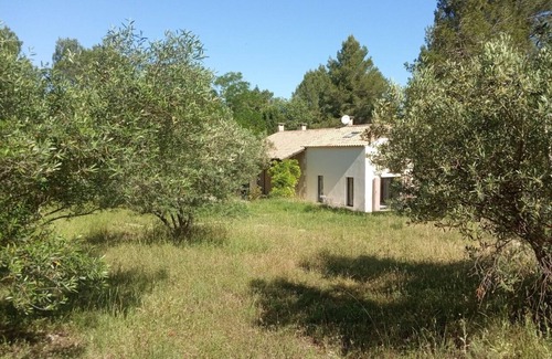 St.-Remy-de-Provence Apartment | Charming house with swimming pool in the quiet Alpilles for 6 to 10 people