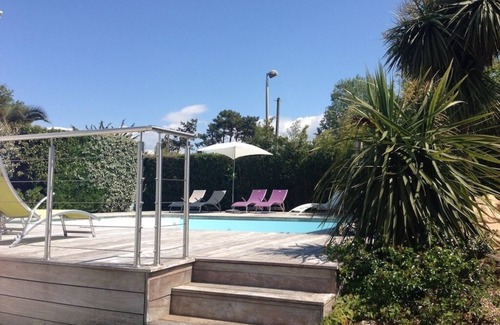 Saint-Trojan-les-Bains Villa | Charming villa for 10/12 people between sea and forest garden and swimming pool