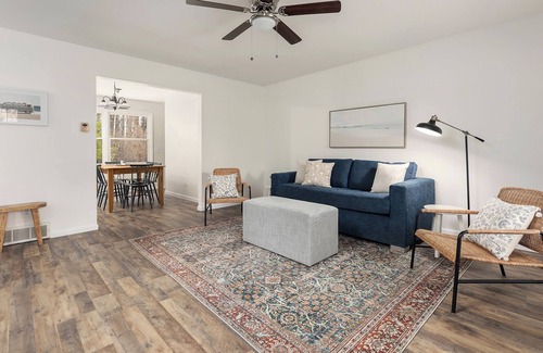 Traverse City House | 🎗Charming Fully Renovated 3BDR Ranch Style Home in TC ➠ 3019!