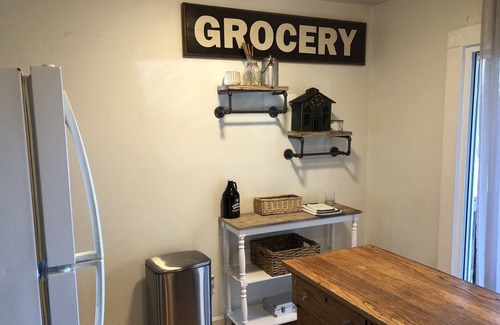 Severna Park House | Charming furnished rental for long term stays in Severna Park