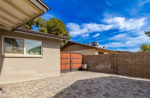 Gilbert House | Charming Getaway near Downtown Gilbert {NEW listing}