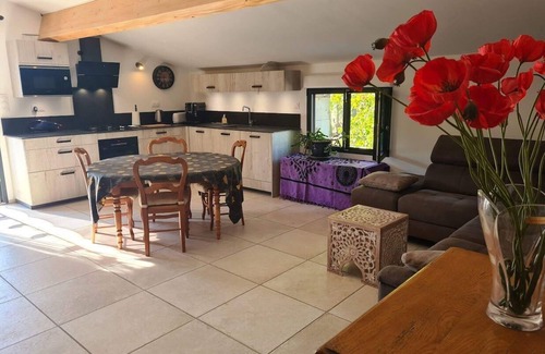 La Begude-de-Mazenc House | Charming gite La Martinelle