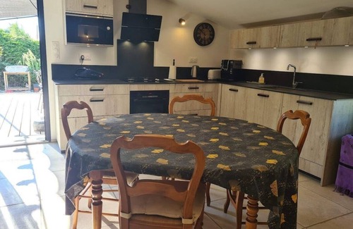 La Begude-de-Mazenc House | Charming gite La Martinelle