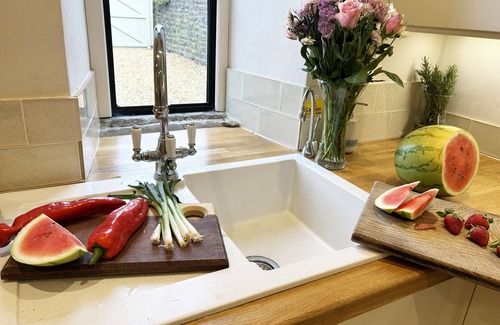 Hopton Castle House | Charming gothic house with a lovely terrace and garden