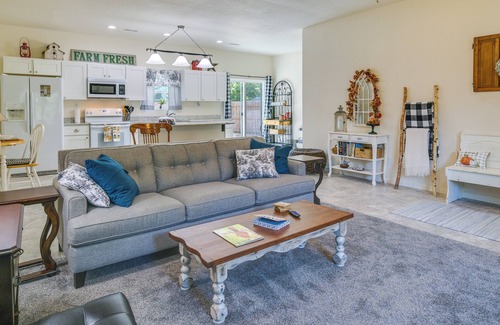 Laurie Cottage | Charming Gravois Mills Escape w/Private Backyard!