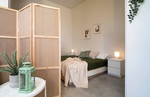 Castel San Pietro Terme House | Charming Guest Room in Frassino with Private Entrance