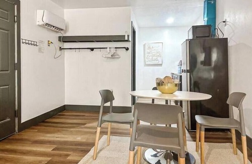 Pryor House | Charming Guest Suite in Pryornn