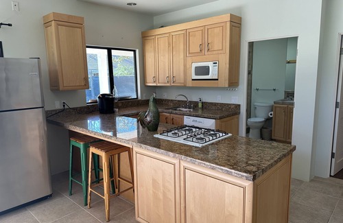 Covenant House | Charming Guesthouse on Beautiful Property