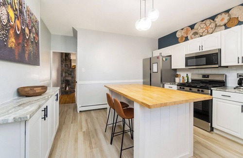 Hellertown House | Charming Hellertown 3-Bedroom with A/C, Your Comfortable Home Awaits