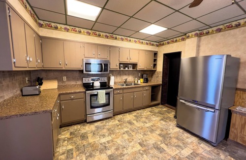 Fredericksburg House | Charming, historic 3-bedroom house in quaint Fredericksburg with AC, WiFi