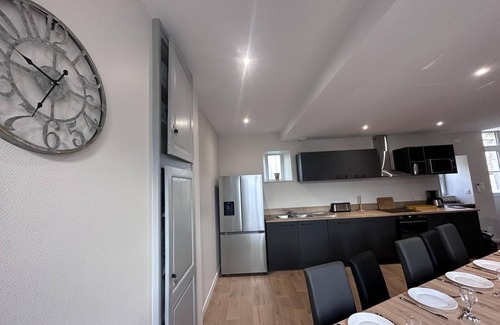 Theneuille Cottage | Charming historic cottage in Theneuille with tranquil outdoor areas