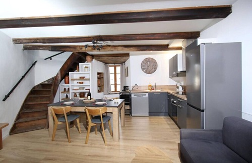 Leynhac House | Charming historic gem with modern flair in Leynhac