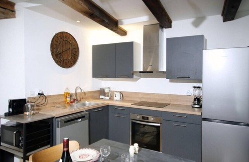 Leynhac House | Charming historic gem with modern flair in Leynhac