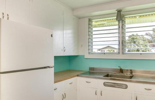 Hilo House | Charming Historic Hilo House Minutes to Beach!