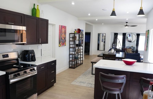 Opa-Locka House | Charming Historic Home w/Modern Comforts - Opa-Locka Getaway