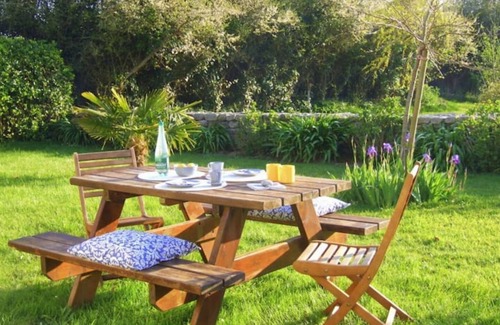 Plomeur House | Charming house PLAGE de TRONOEN: countryside by the sea and absolute peace and quiet!